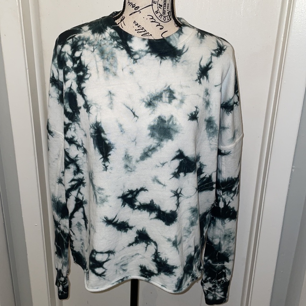 Elan tie-dyed sweatshirt-Black/white SZ Small NWT